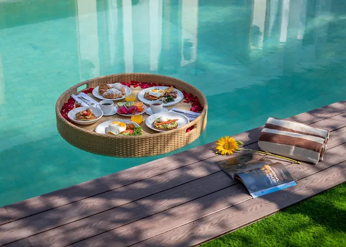 Villa Huge Villa, 7 Bedr Pool Villa, Near & Clubs Canggu (Bali)