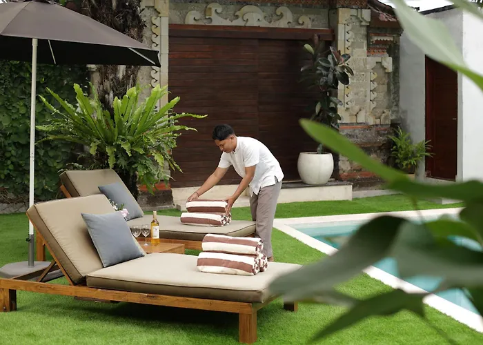 Huge Villa, 7 Bedr Pool Villa, Near & Clubs * Canggu (Bali)
