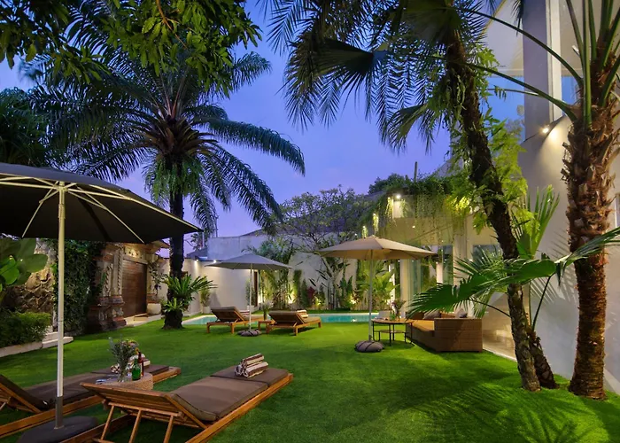 Villa Huge Villa, 7 Bedr Pool Villa, Near & Clubs