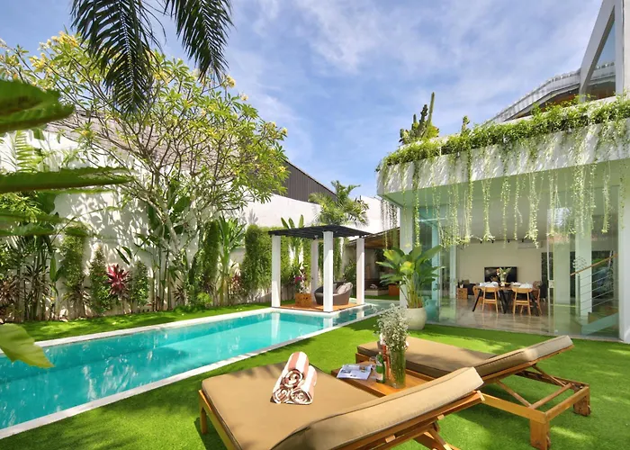 Huge Villa, 7 Bedr Pool Villa, Near & Clubs Canggu (Bali)