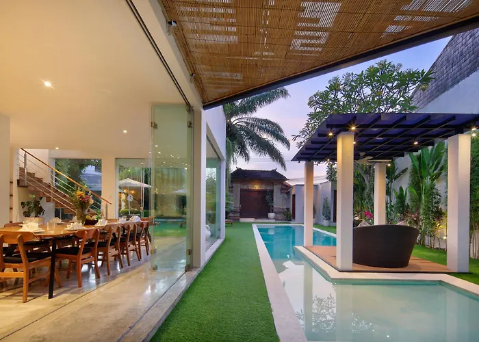 Huge Villa, 7 Bedr Pool Villa, Near & Clubs Villa *